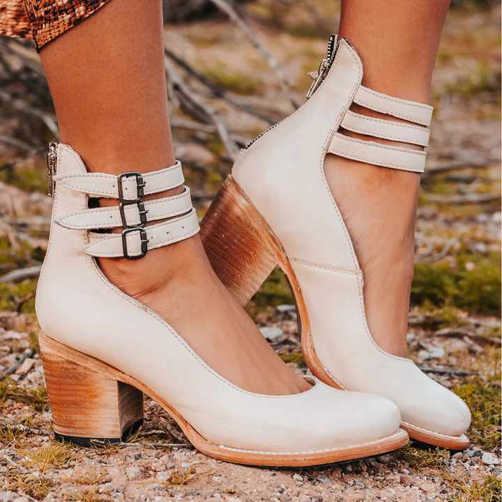 Suzanne™|Amara Laars